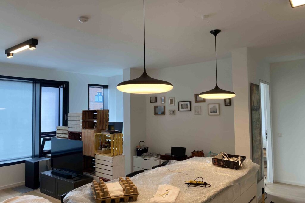 Handwerker Allrounder in Hamburg Service für Tv Halter, Deckenlampen und mehr
